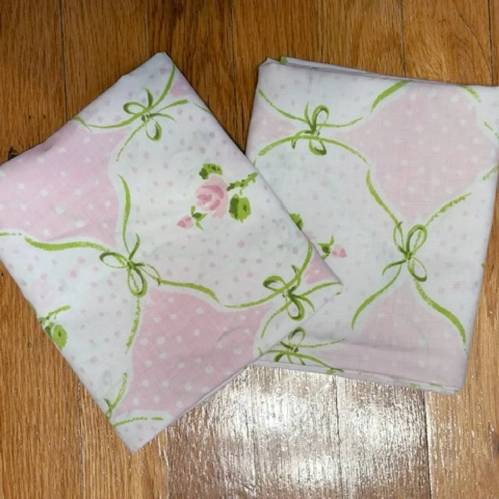 Vintage pair of pillowcases pink cottagecore floral pillowcases